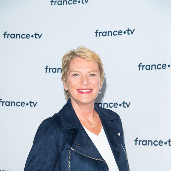 Élise Lucet lors du photocall dans le cadre de la conférence de presse de France Télévisions au Pavillon Gabriel à Paris, France, le 24 août 2021