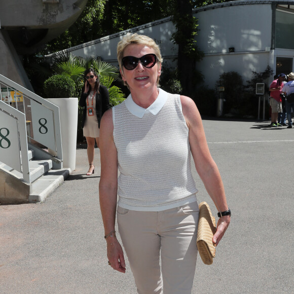 Elise Lucet au village lors des internationaux de France de Roland Garros à Paris, le 10 juin 2017