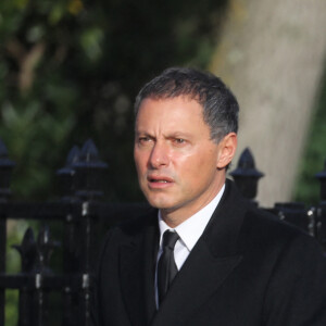Marc-Olivier Fogiel - Arrivées aux obsèques de Etienne Mougeotte en l'église Saint-François-Xavier à Paris. Le 13 octobre 2021