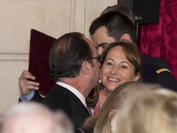 Exclusif - Ségolène Royal - François Hollande remet les insignes de Grand-Croix de la Légion d'Honneur à Louis Schweitzer au palais de l'Elysée le 22 février 2017