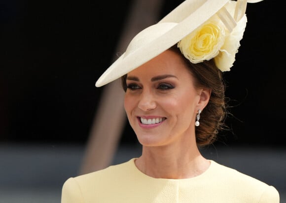 Catherine (Kate) Middleton, duchesse de Cambridge, - Les membres de la famille royale et les invités à la sortie de la messe du jubilé, célébrée à la cathédrale Saint-Paul de Londres, Royaume Uni, le 3 juin 2022. 