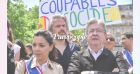 Jean-Luc Mélenchon en couple ? "Ils s'interdisent les gestes d'affection en public"