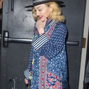 Madonna aperçue à la sortie de son show à New York, le 18 septembre 2019. Les photographes attendaient de pouvoir la surprendre à la sortie de la salle de spectacles avec A. Williams, un de ses danseurs, avec qui la rumeur lui prêterait une aventure. Ce soir-là, la chanteuse a entamé sa tournée mondiale "Madame X" au BAM Howard Gilman Opera House dans le quartier de Brooklyn. 