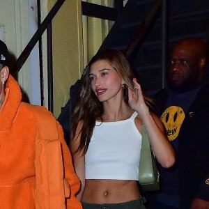 Hailey Bieber Baldwin et son mari Justin Bieber à la sortie du restaurant Cipriani de New York City, New York, Etats-Unis, le 3 juin 2022. 