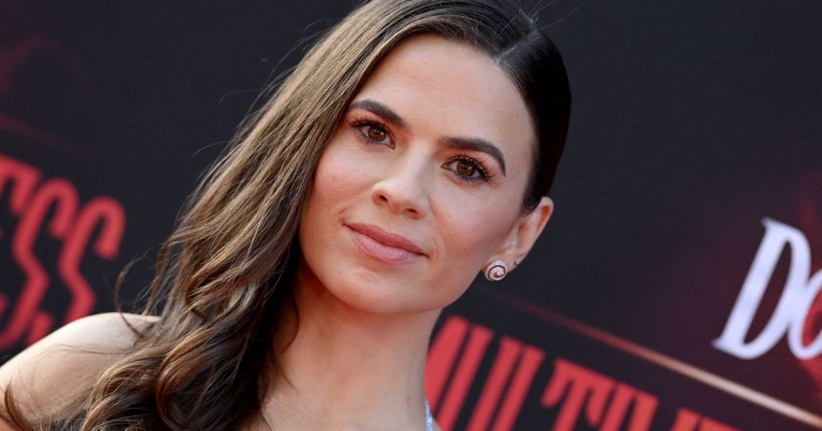 Hayley Atwell à la première du film Doctor Strange in the Multiverse of