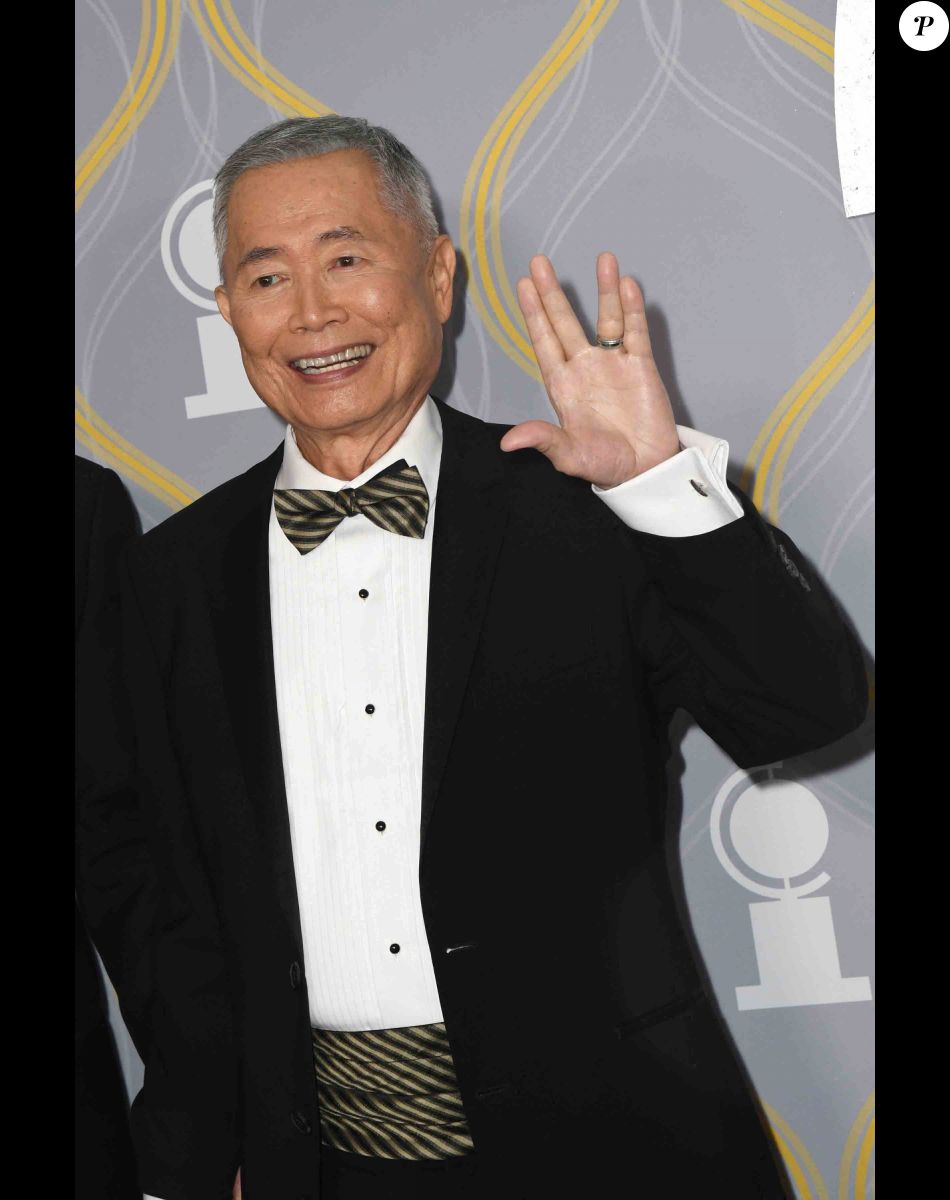 George Takei au photocall de la soirée des "75ème Tony Awards" à New York, le 12 juin 2022.