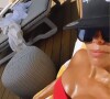 Eva Longoria pose en bikini sur Instagram. Juin 2022.