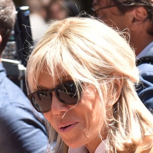 Brigitte Macron - Le président Emmanuel Macron a voté au Touquet pour le premier tour des élections législatives le 12 juin 2022. © Giancarlo Gorassini / Bestimage 