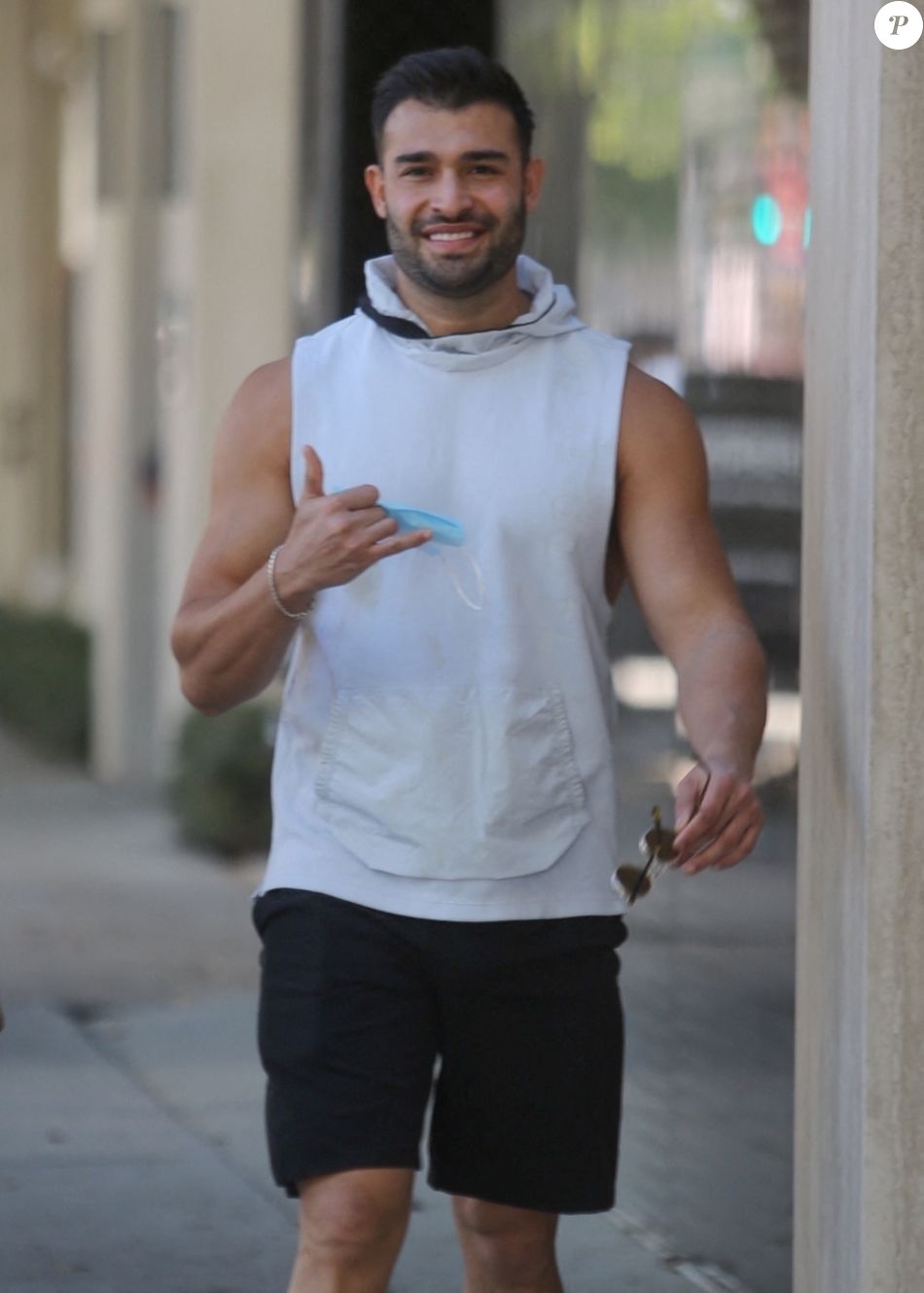 Exclusif Sam Asghari Los Angeles Le 27 Janvier 2022 Purepeople   7155484 Exclusif Sam Asghari A Los Angeles Le 950x0 2 