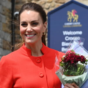 Catherine (Kate) Middleton, duchesse de Cambridge, en visite au château de Cardiff, Royaume Uni, à l'occasion du jubilé de platine de la reine d'Angleterre. 