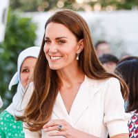 Kate Middleton : Royale en robe blanche et soudée avec William pour un bien triste anniversaire