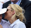 Elodie Gossuin et son mari Bertrand Lacherie dans les tribunes lors des internationaux de tennis de Roland Garros à Paris, France, le 4 juin 2019. © Jean-Baptiste Autissier/Panoramic/Bestimage 