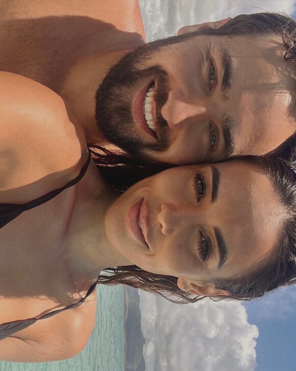Hilona Gos et son compagnon Paul-André sur Instagram