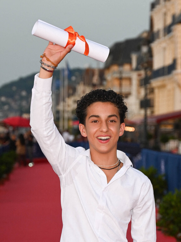 Mael Rouin Berrandou - People sur le tapis rouge lors du 36ème festival du film de Cabourg le 17 juin 2022. © Guirec Coadic / Bestimage