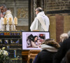Un rassemblement religieux a eu lieu à la cathédrale d'Albi, France à l'initiative de la soeur et d'une amie de Delphine Jubillar.