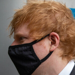 Ed Sheeran arrive au tribunal à Londres dans le cadre de son procès pour plagiat sur la chanson "Shape Of you" à Londres, Royaume Uni, le 16 mars 2022. © Tayfun Salci/Zuma Press/Bestimage 