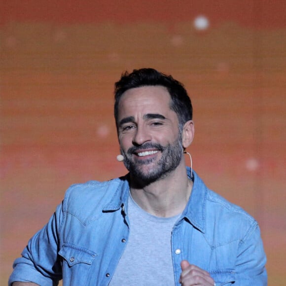 Exclusif -  Florent Peyre - Enregistrement de l'émission "La Chanson secrète 11" à Paris, diffusée le 24 juin sur TF1. Le 15 janvier 2022 © Jacovides-Moreau / Bestimage 