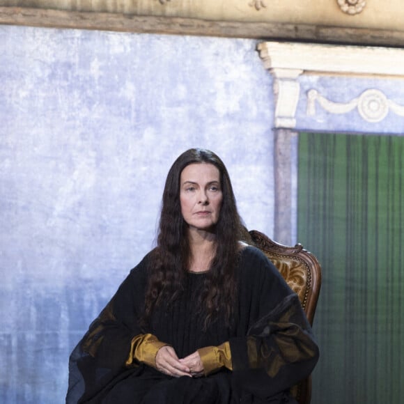 Exclusif - Carole Bouquet - Tournage de l'émission "La Fine Equipe de Pierre Palmade", diffusée le 25 juin sur France 2 © Cyril Moreau-Tiziano Da Silva / Bestimage