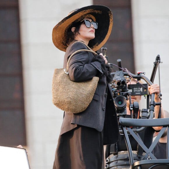 Isabelle Adjani - Arrivées au défilé de mode Hommes printemps-été "AMI" au Sacré Coeur à Paris. Le 23 juin 2022 © Veeren-Christophe Clovis / Bestimage 