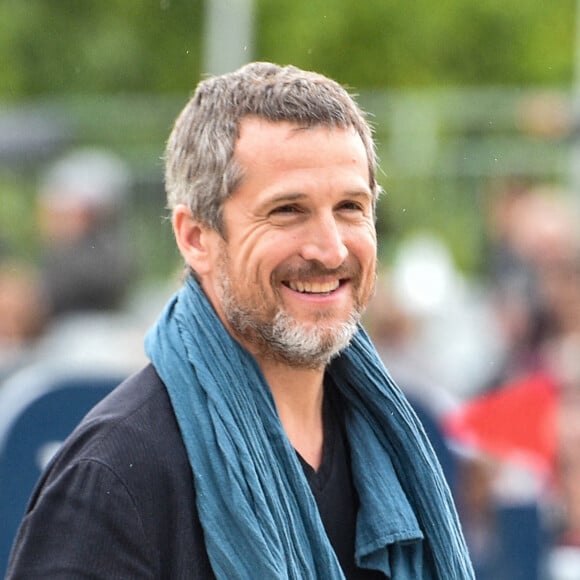 Guillaume Canet participe à la reconnaissance des célébrités de la Longines Global Champions Tour Grand Prix of Paris lors de la 8ème édition du "Longines Paris Eiffel Jumping" au Champ de Mars à Paris, France. © Perusseau-Gorassini-Tribeca/Bestimage