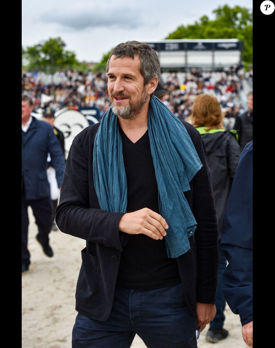 Guillaume Canet participe à la reconnaissance des célébrités de la Longines Global Champions Tour Grand Prix of Paris lors de la 8ème édition du "Longines Paris Eiffel Jumping" au Champ de Mars à Paris, France, le 25 juin 2022. © Perusseau-Gorassini-Tribeca/Bestimage