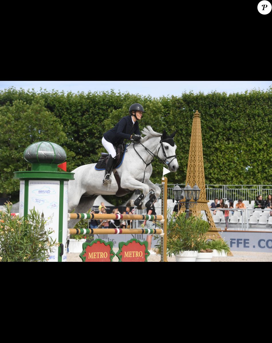 Marina Hands sur Copyright - Prix Geberit lors de la 8ème édition du "Longines Paris Eiffel Jumping" au Champ de Mars à Paris, France, le 26 juin 2022. © Perusseau-Gorassini-Tribeca / Bestimage