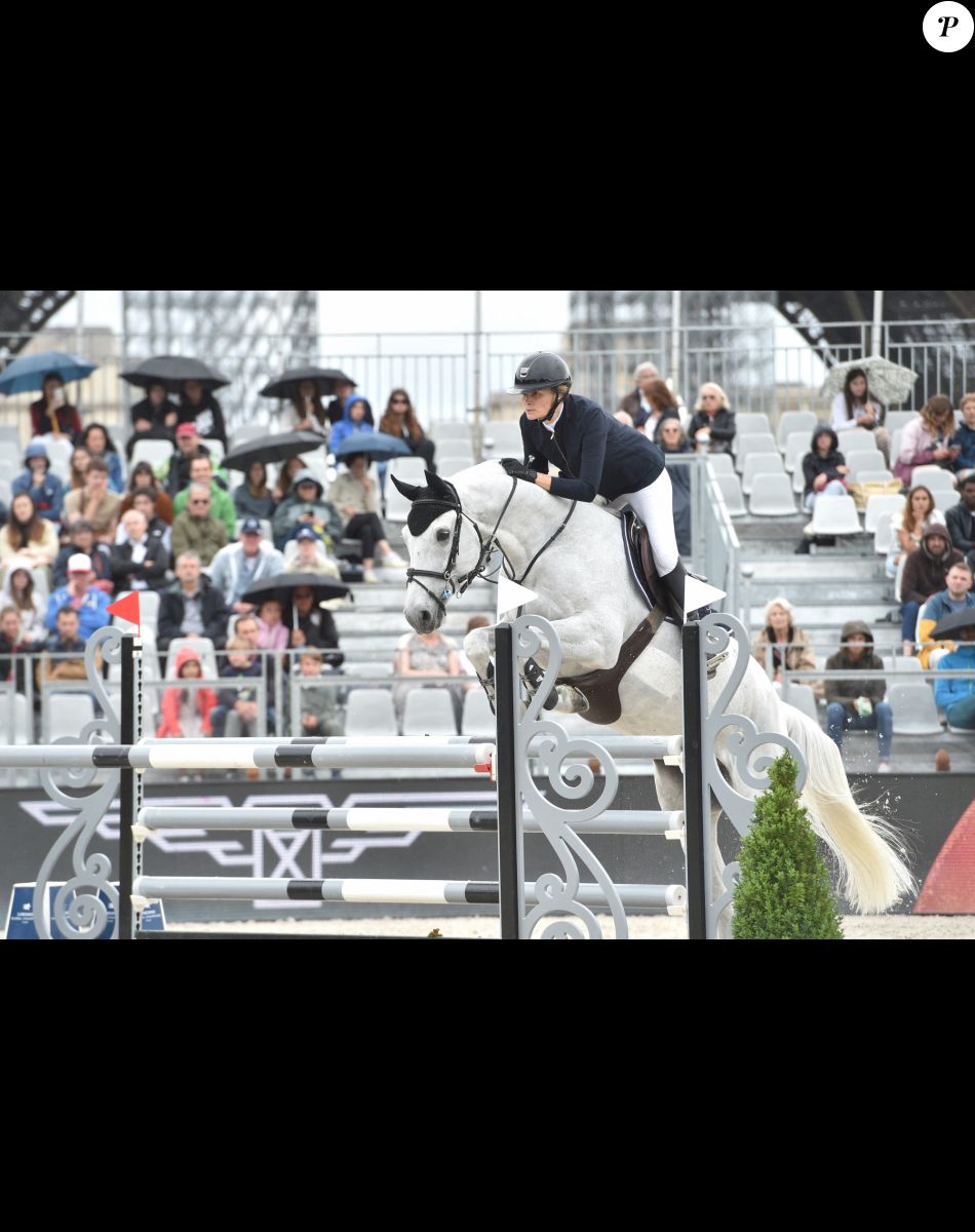Marina Hands sur Copyright - Prix Cavalassur in favor of Imagine for Margo lors de la 8ème édition du "Longines Paris Eiffel Jumping" au Champ de Mars à Paris, France, le 25 juin 2022. © Perusseau-Gorassini-Tribeca/Bestimage