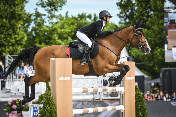 Mary Kate Olsen / Colombia dde Beaufour - Prix Geberit lors de la 8ème édition du "Longines Paris Eiffel Jumping" au Champ de Mars à Paris, France, le 26 juin 2022. © JB Autissier / Panoramic / Bestimage