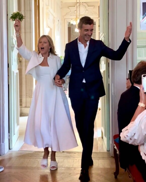 Mariage de Karin Viard et Manuel Herrero, à Paris. Juin 2022. Photo partagée par le marié sur Instagram.