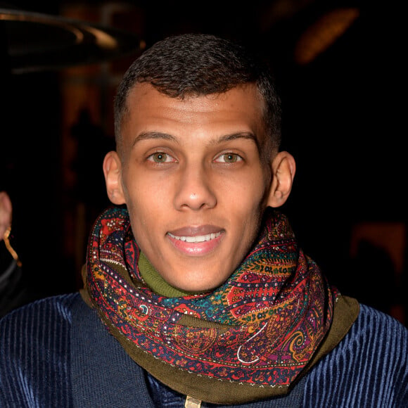 Le chanteur Stromae ( Paul Van Haver ) - Arrivées au défilé de mode hommes Valentino collection prêt-à-porter Automne Hiver 2015/2016 à l'hôtel Salomon de Rothschild à Paris, le 21 janvier 2015 