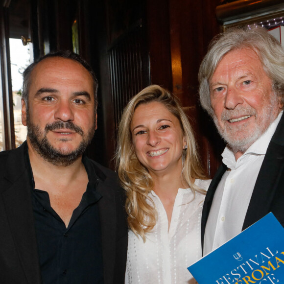 François-Xavier Demaison et sa femme Anaïs Tihay, Daniel Benoin - Soirée de présentation de la première édition du Festival CinéRoman à la Closerie des Lilas à Paris le 16 septembre 2019. © Christophe Clovis / Bestimage