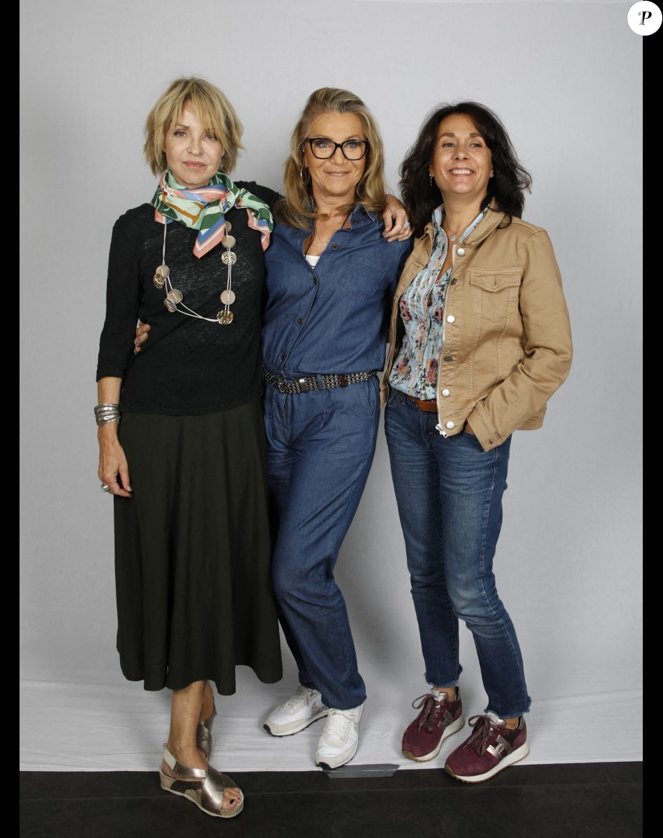 Fanny Cottençon, Sheila, Isabel Sebastian - 2ème édition du Festival de Dreux "Histoires de Femmes" au théâtre de Dreux le 11 juin 2022. © Denis Guignebourg/BestImage