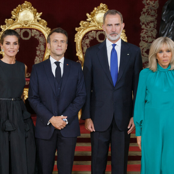 Le roi Felipe VI d'Espagne et la reine Letizia avec Emmanuel Macron (président de la République Française) et sa femme Brigitte - Dîner de gala du 32ème Sommet de l'OTAN au Palais royal de Madrid le 28 juin 2022.