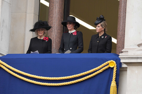 Camilla Parker Bowles, duchesse de Cornouailles, Catherine Kate Middleton, duchesse de Cambridge, Sophie Rhys-Jones, comtesse de Wessex - La famille royale d'Angleterre sans la reine et la classe politique anglaise participent au 'Remembrance Day', une cérémonie d'hommage à tous ceux qui sont battus pour la Grande-Bretagne, au Cenopath à Whitehall, Londres le 14 novembre 2021. 