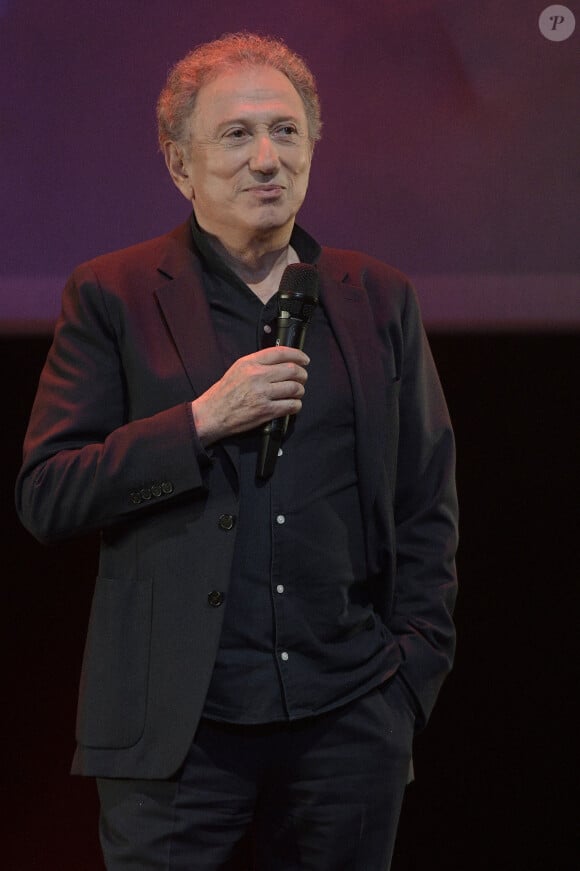 Exclusif - Michel Drucker - Soirée du 20ème anniversaire de la chaîne Mélody TV à l'Olympia de Paris le 8 juin 2022.  © Coadic Guirec - Giancarlo Gorassini/Bestimage 