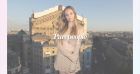Emma Smet : Look glam rock et ventre à l'air pour une soirée "French Touch"
