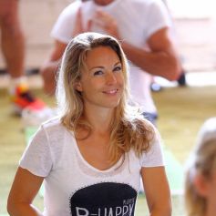 Aurélie Vaneck - "Mécénat Chirurgie Cardiaque" a organisé "Les Yogis du coeur", séance de yoga collective 100 % solidaire, accessible à tous afin de venir en aide aux enfants atteints de cardiopathie.