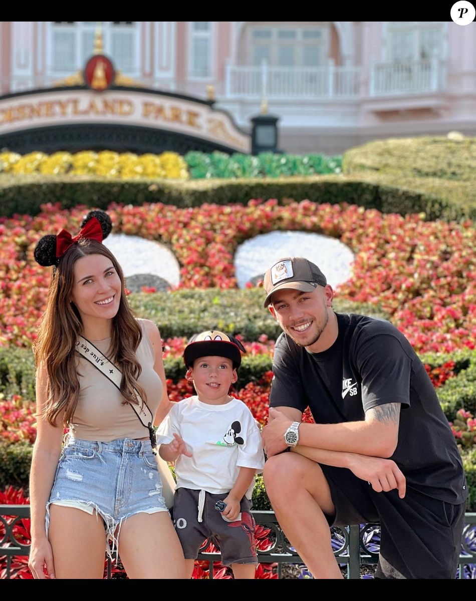 Federico Valverde, sa femme Mina Bonino et son fils