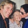 Gérard Depardieu en duo avec Barbara à l'occasion de la pièce Lily Passion, au Zénith de Paris, en 1986.