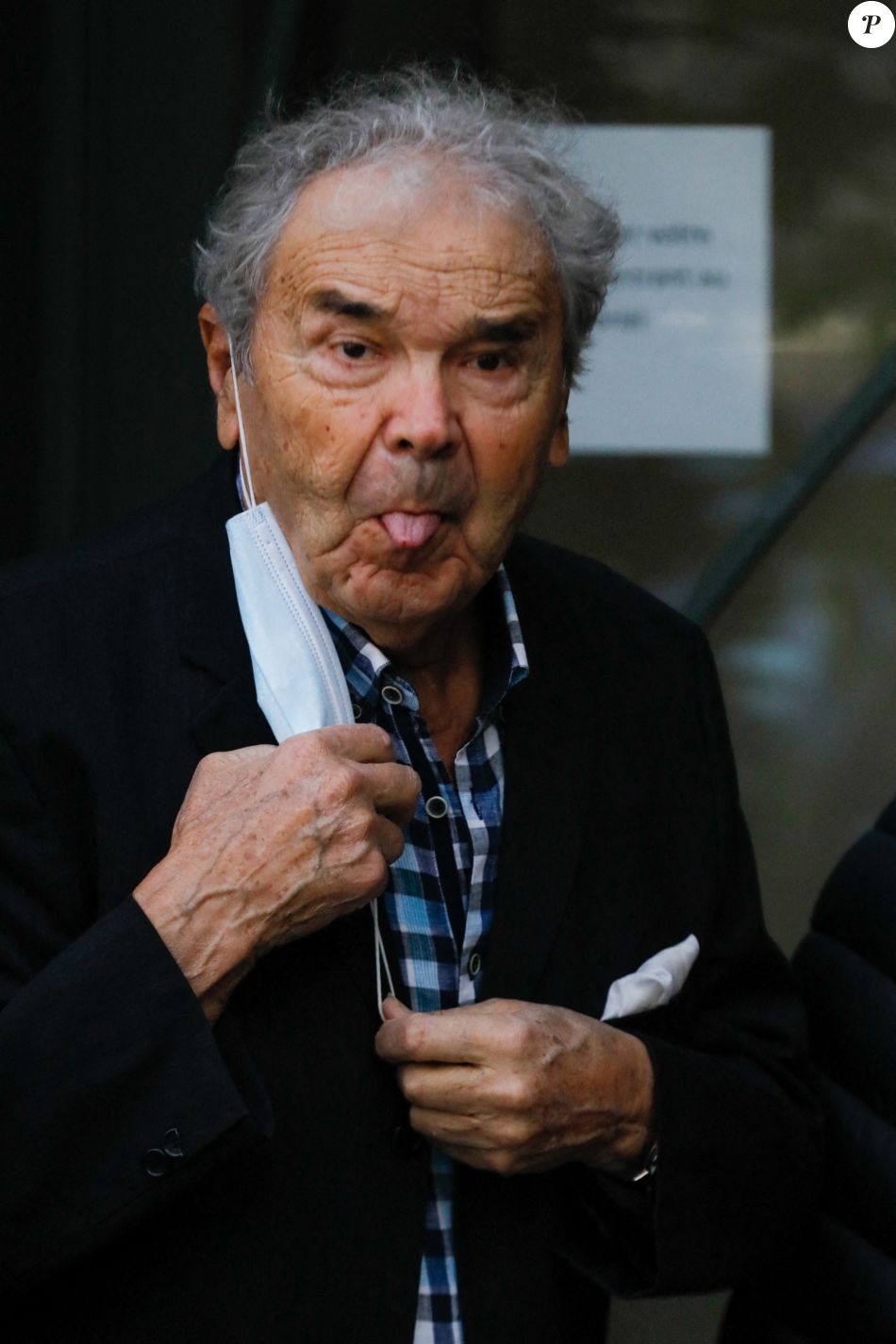 Pierre Perret - Arrivées de l&#039;émission &quot;Vivement Dimanche Prochain&quot; au Studio Gabriel à Paris, France. © Christophe Clovis / Bestimage