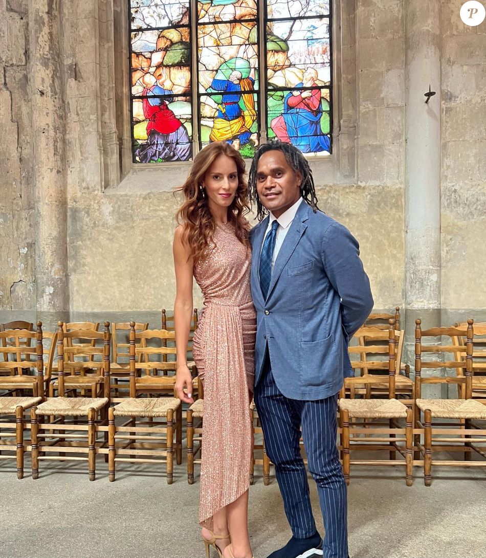 Christian Karembeu, sa femme Jackie Chamoun et leurs filles à un mariage. Purepeople