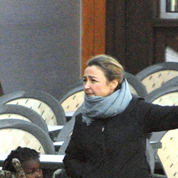 Catherine Frot, son mari Michel Couvelard et leur fille à Courchevel.