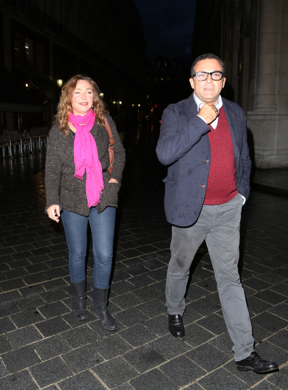 Catherine Frot et son mari Michel Couvelard - Arrivées à la generale de 'Nina' au Théâtre Édouard VII à Paris le 16 septembre 2013.