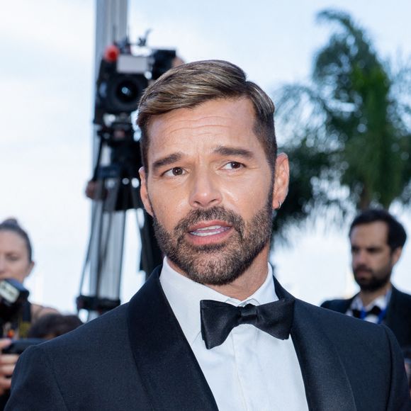Ricky Martin - Montée des marches du film " Elvis " lors du 75ème Festival International du Film de Cannes. Le 25 mai 2022 © Olivier Borde / Bestimage 