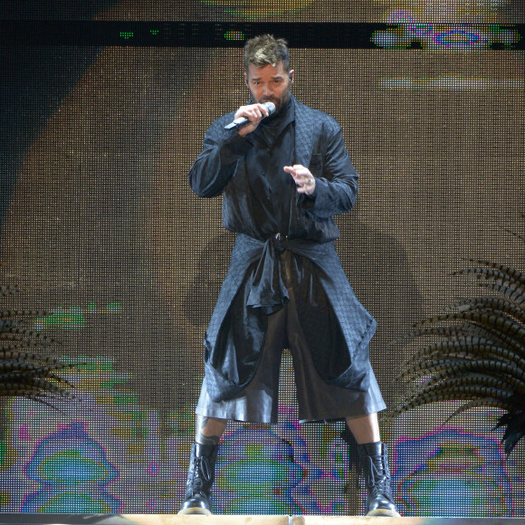 Ricky Martin sur scène lors de sa tournée "Movimiento Tour" à Mexico, le 8 mars 2022. 