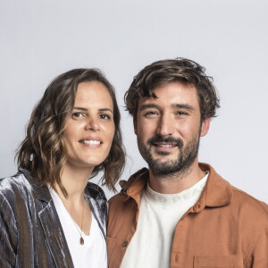 Jeremy Frerot et sa femme Laure Manaudou - Backstage - Enregistrement de l'émission "La Chanson secrète 11" à Paris, diffusée le 24 juin sur TF1. Le 15 janvier 2022  © Cyril Moreau / Bestimage 