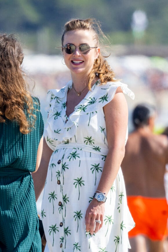 Exclusif - Elina Svitolina, la femme de Gaël Monfils enceinte de 5 mois, quitte la plage Verde by Yeeels Pampelonne après le lancement de la nouvelle Big Bang Unico de Hublot.
