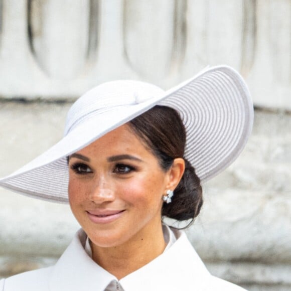 Meghan Markle, duchesse de Sussex - Les membres de la famille royale et les invités lors de la messe célébrée à la cathédrale Saint-Paul de Londres, dans le cadre du jubilé de platine (70 ans de règne) de la reine Elisabeth II d'Angleterre. Londres, le 3 juin 2022. 