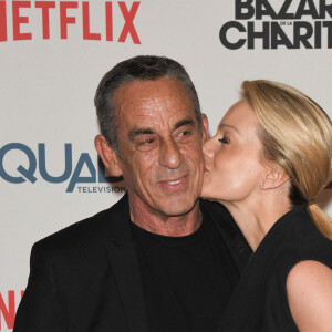 Thierry Ardisson et sa femme Audrey Crespo-Mara à l'avant-première de série télévisé TF1 "Le Bazar de la Charité" au Grand Rex à Paris, France, le 30 septembre 2019