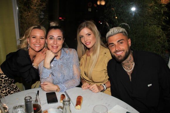 Exclusif - Marie Bourquard, Magali Berdah, Jessica Thivenin, Thibault Garcia - Dîner au restaurant cacher "Le Shkoun" à Paris le 24 juin 2022. © Philippe Baldini/Bestimage